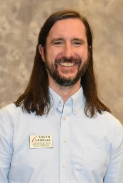 Click to view profile for Jonathan Stravelakis