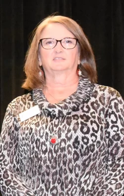 Click to view profile for Lisa Holloway