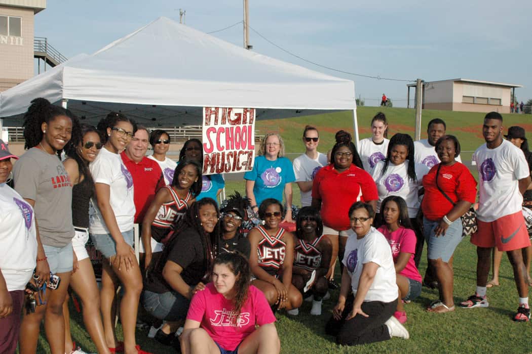 South Georgia Technical College’s (SGTC) Student Government Association (SGA) and advisors recently volunteered for the American Cancer Society’s Relay for Life event.