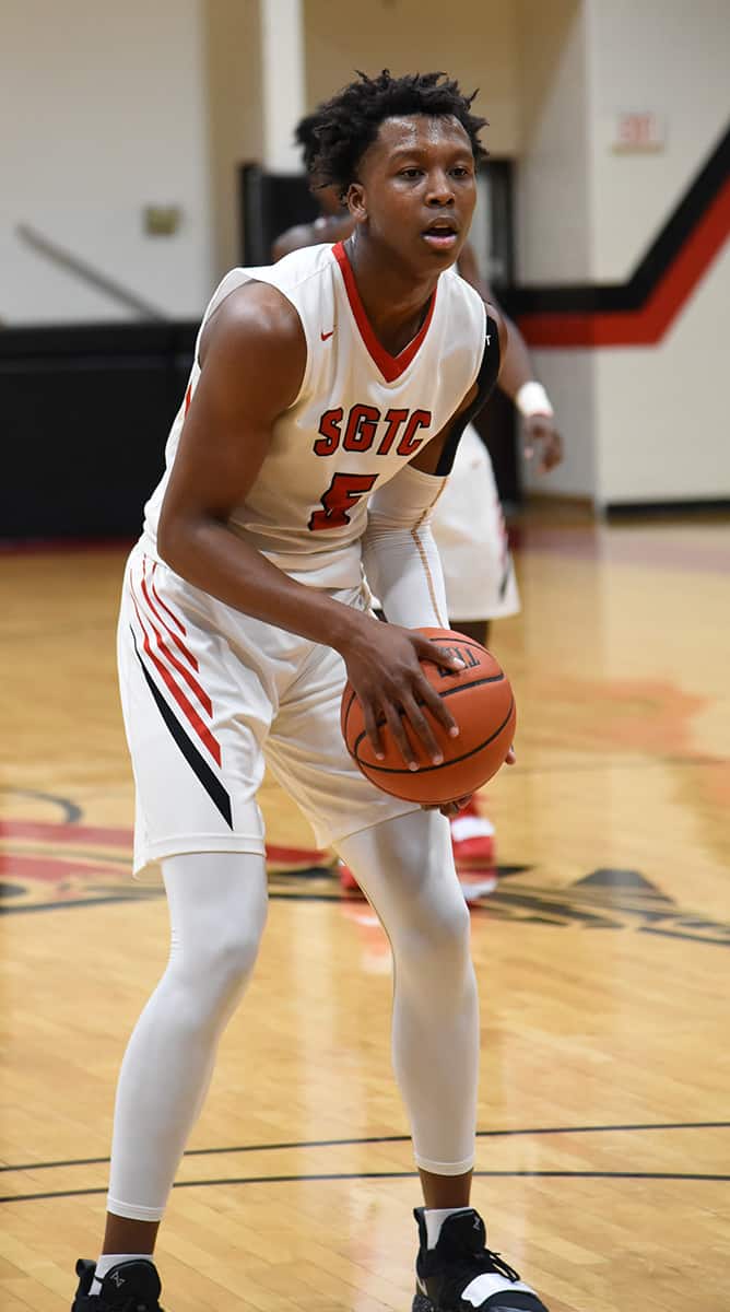 Justin Johnson, 5, clinched the win for the Jets with back-to-back free throws with 13.9 seconds remaining. He also led the team in scoring with 27 points.