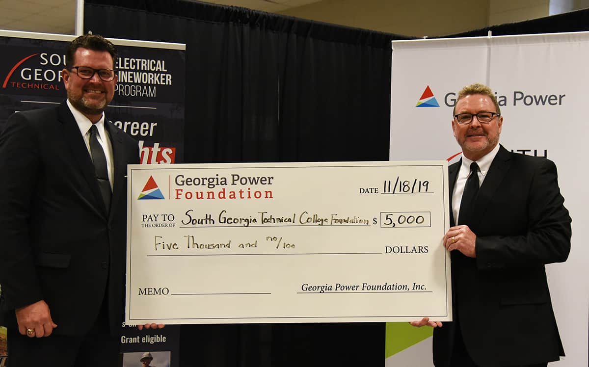 South Georgia Technical College President Dr. John Watford is shown above (left) thanking Georgia Power’s Don Porter (r) for the Georgia Power Foundation’s donation to the SGTC Foundation annual fund drive.