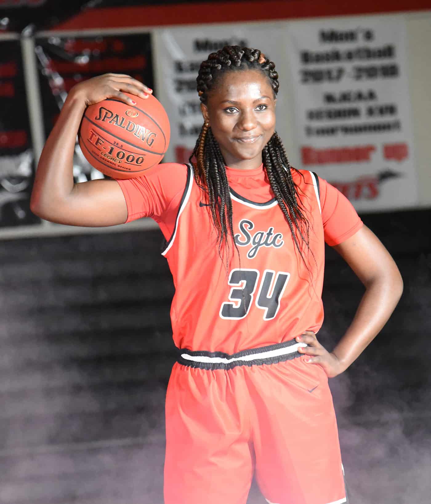 Femme Sikuzani, (34) 6’ 5” freshman center from Goma, Democratic Republic of the Congo, had a double-double night with 20 rebounds and 14 points.