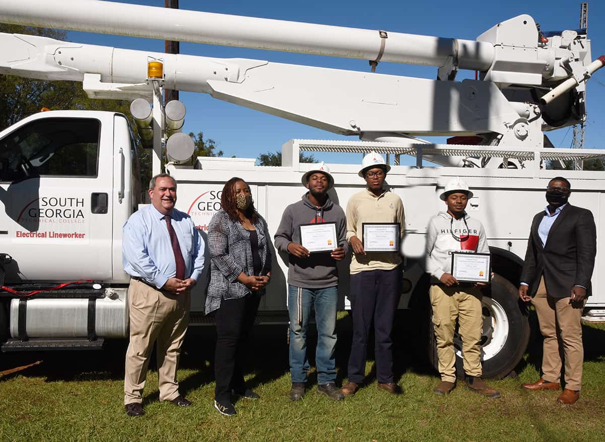 Shown above (l to r) are South Georgia Technical College Business and Industry Director Paul Farr, Georgia Power Company Workforce Development Coordinator Marilyn Walker, Georgia Power Company Electrical Lineworker Scholarship students Shabius Williams, Bakari Etienne, and LaBaron Lewis with Kenny Holiday from Georgia Power Talent Acquisitions. Not shown is SGTC Vice President of Institutional Advancement and SGTC Foundation Executive Director Su Ann Bird.