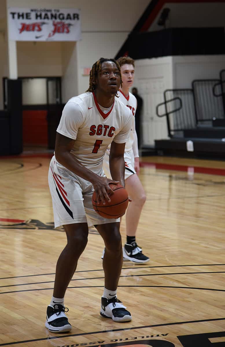 Tabais Long, (1), led the Jets in scoring against Andrew College with 15 points.