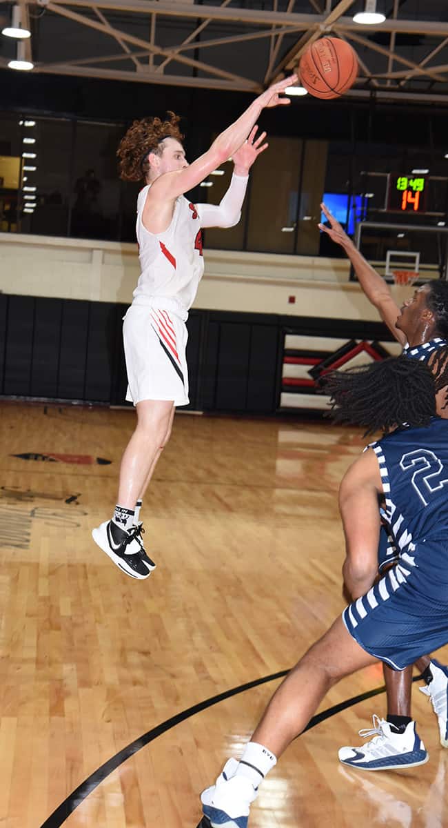 Will Johnston (4) led the Jets in scoring with 21 points against Central Georgia Tech.
