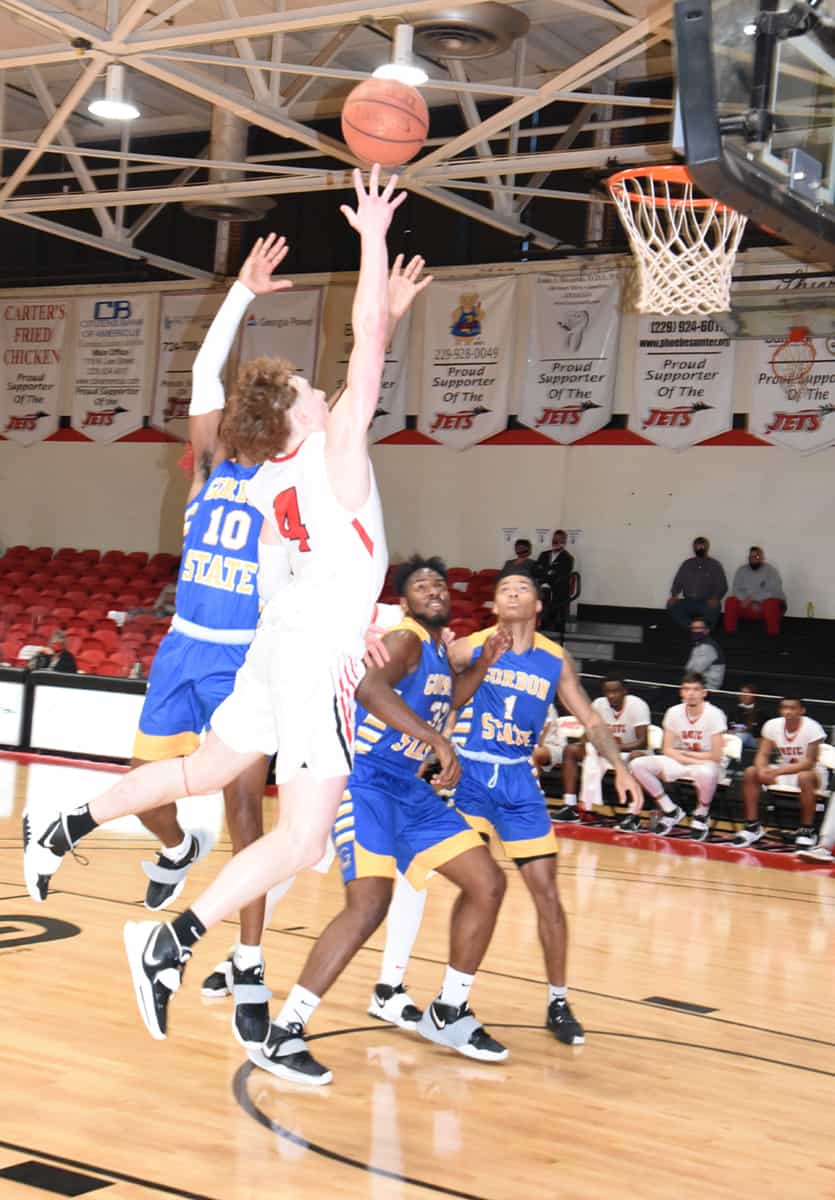 Will Johnston (4) led the Jets in scoring with 23 points. He was five of 10 from the three point line and four of four from the foul line. He also made two layups.