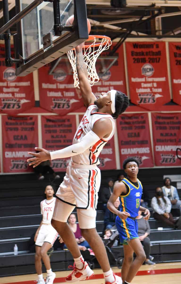 Marvin McGhee, III, (10) was the top scorer for the Jets with 25 points in the game against Gordon College.