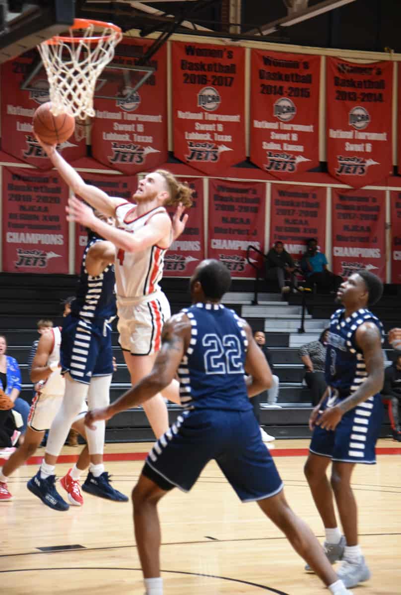 Will Johnston, (4) was the top scorer for the Jets with 16 points in a narrow win over Central Georgia Tech.