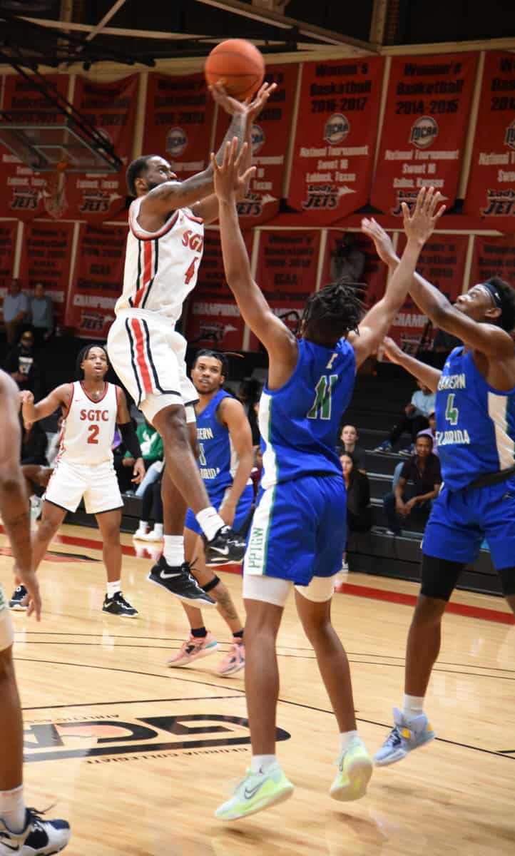 Sophomore guard Aaron Pits, 4, led the Jets in scoring with 19 points against Eastern Florida.