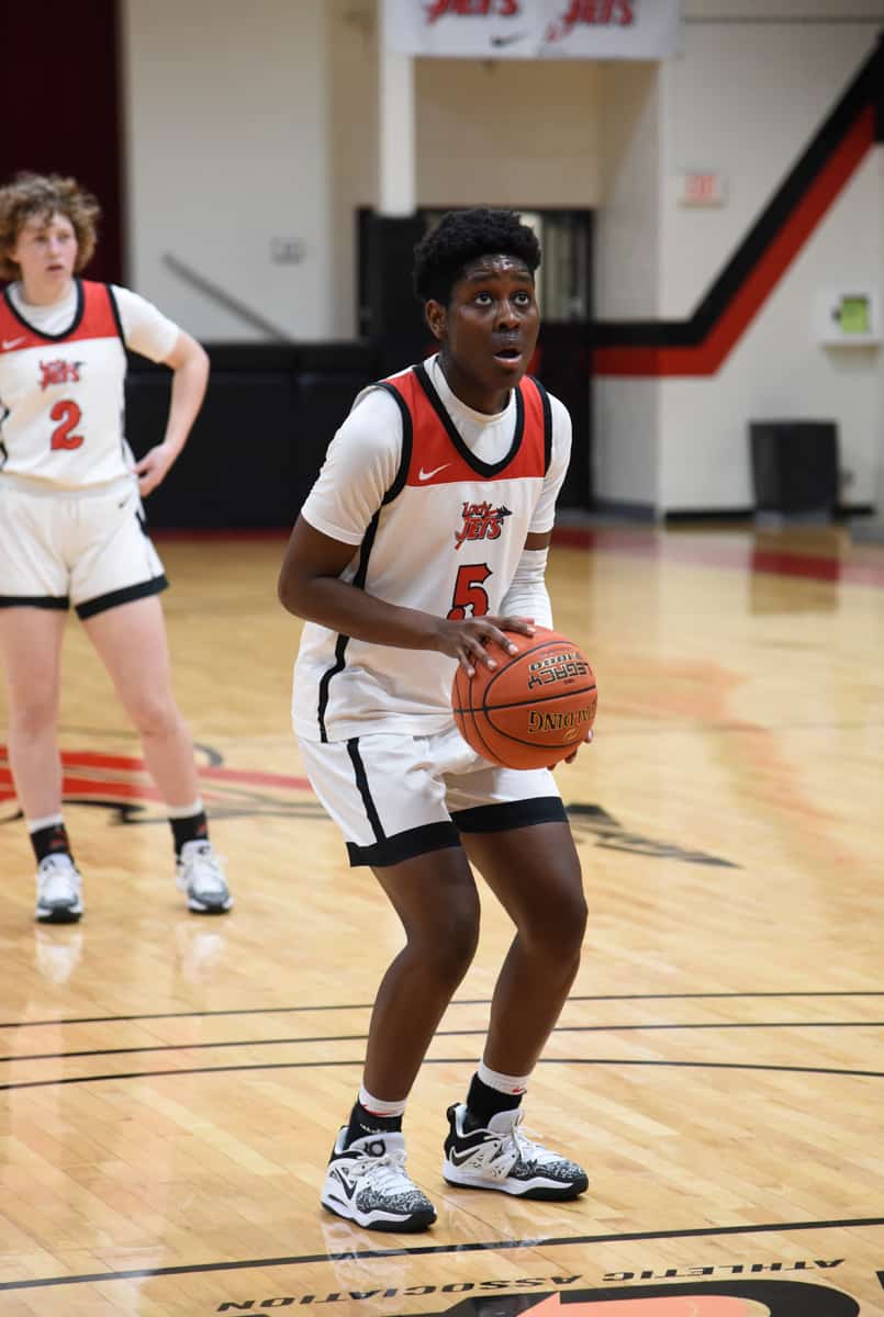 Alexia Dizeko, 5, was the top scorer for the Lady Jets with 20 points against Georgia Highlands in a conference match-up.