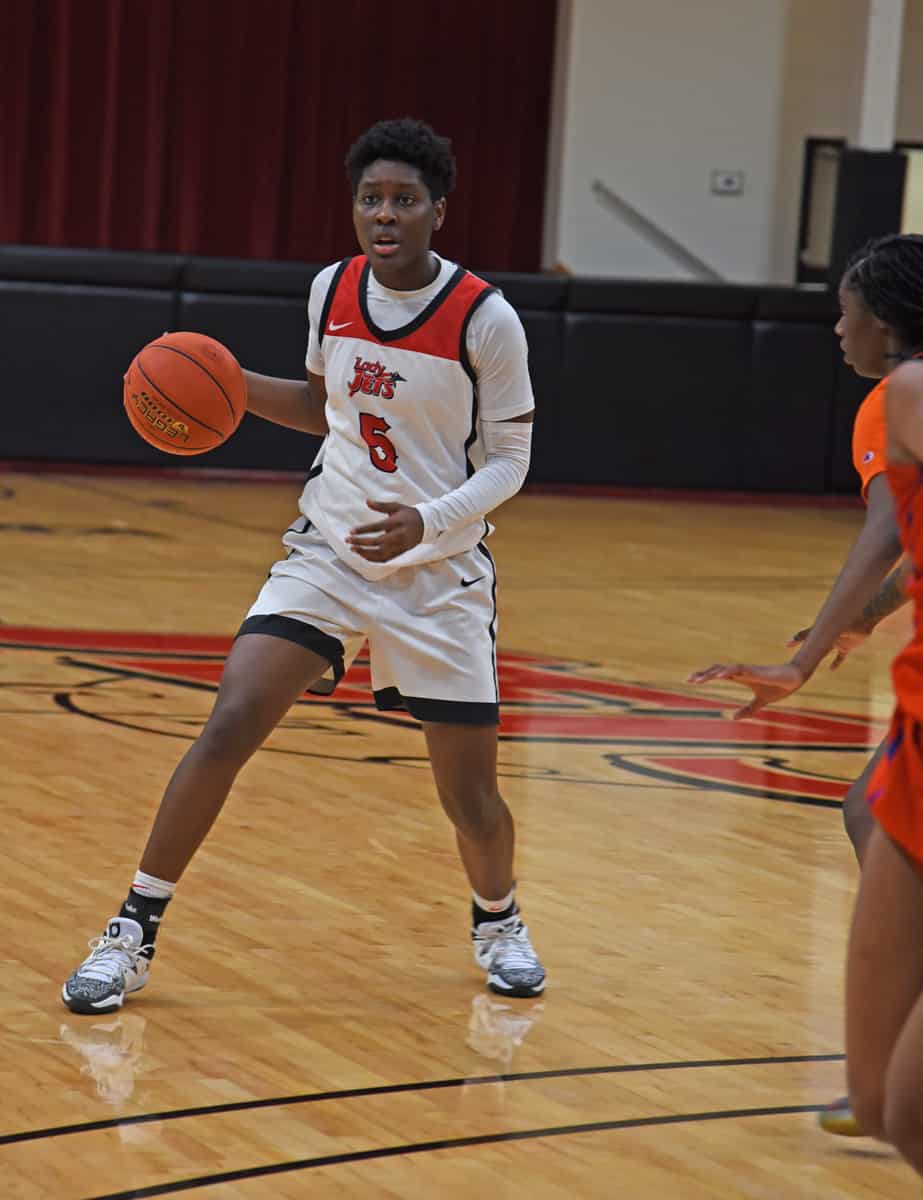 Alexia Dizeko, 5, was the leading scorer and rebounds for the Lady Jets against Georgia Highlands. She had 19 points and 14 rebounds.