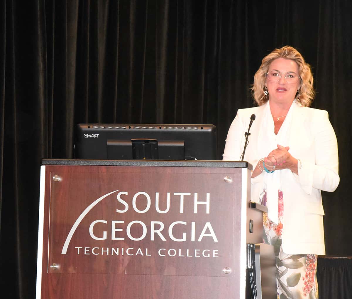New Mexico State University head coach Jody Adams was the guest speaker at the SGTC Jets Booster Club end of the season banquet.