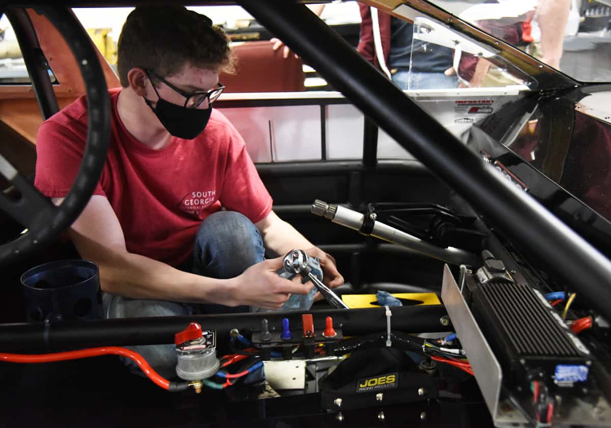 Garrett Kennedy, a 2021 SGTC Motorsports graduate, is now working for Hendrix Motorsports.
