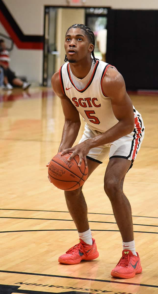 Camarion Johnson, 5, was the top scorer for the Jets against East Georgia.