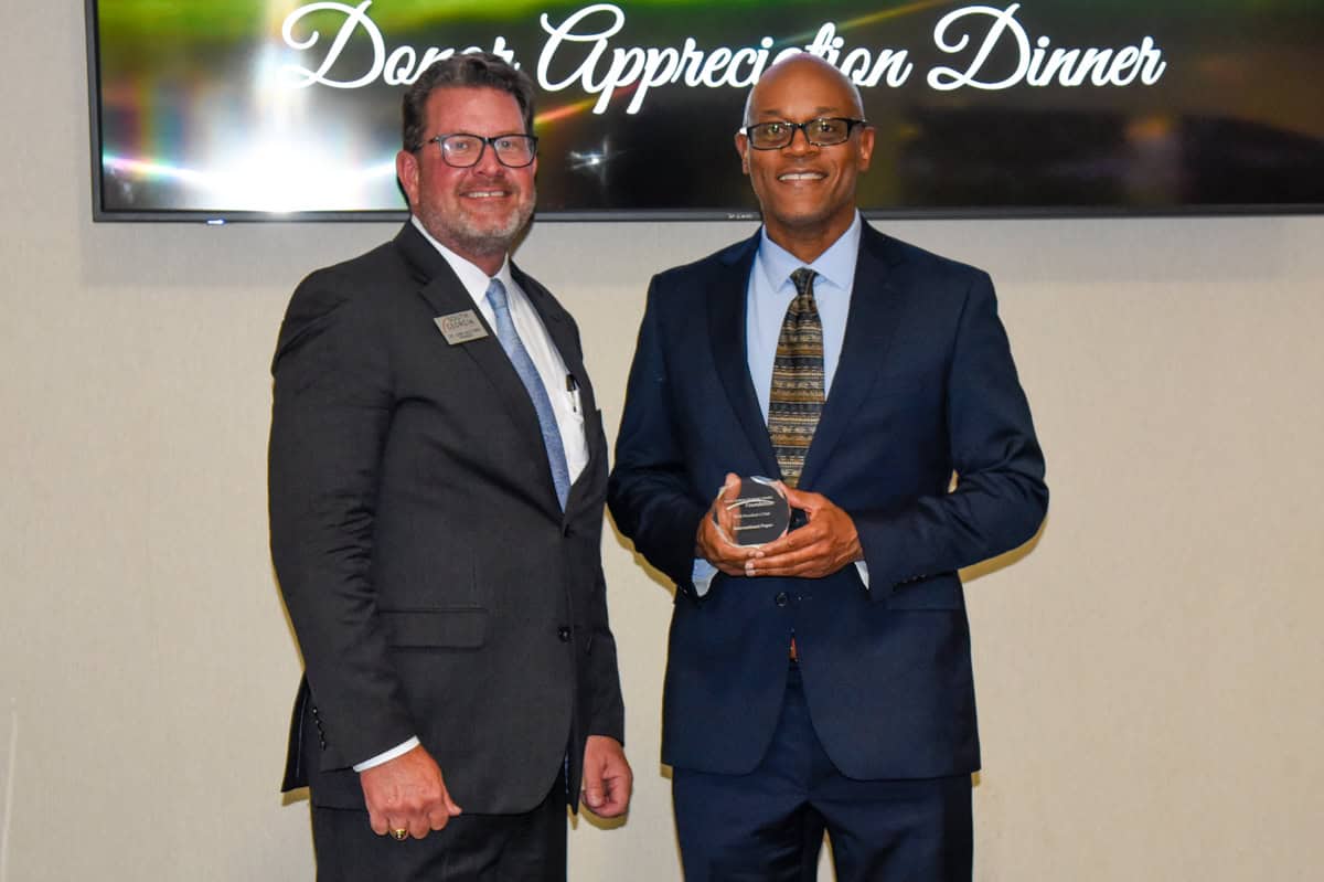 South Georgia Technical College President Dr. John Watford is shown above (right) presenting International Paper Flint River Mill Manager John Nixon (left) with the Foundation President’s Club award for supporting the SGTC Foundation.
