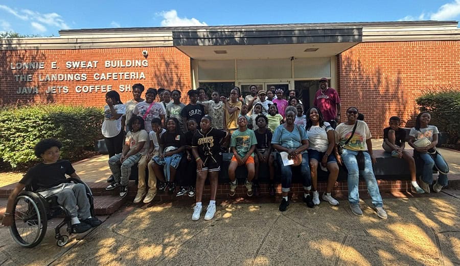 Marion County students learned about how to program robots in Computer Information Systems and learned about the human body in the Medical Assisting programs. They also enjoyed visiting the aviation maintenance, automotive, and electronics classes as part of their tour.