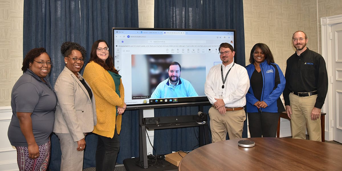Pictured left to right are members of the SGTC CIS advisory committee Alecia Pinckney, Veronda Cladd, Jessica Miller, Willam Patterson, Mike Wilson, Katrice Martin, and Chris Saunders.