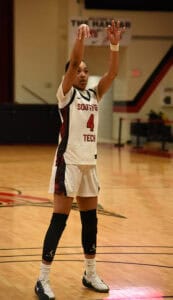Taja Bennett, 4, was the top scorer for the Lady Jets with 31 points and 10 rebounds against Albany Technical College.