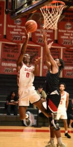Jalexs Ewing (0), was the only Jet to reach double-figures in SGTC’s narrow 60 – 59 victory over Albany Tech in the NJCAA Region XVII tournament quarterfinals.